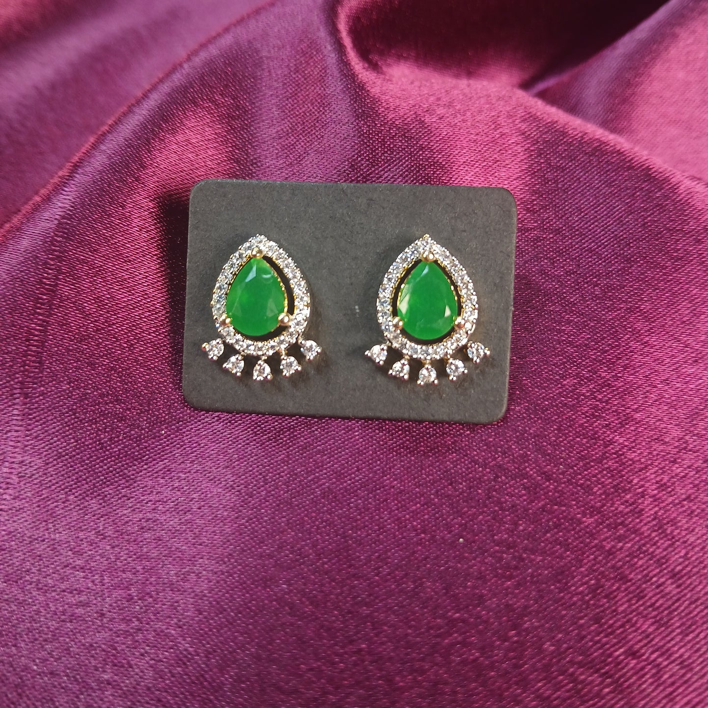 Graceful Pendant Set