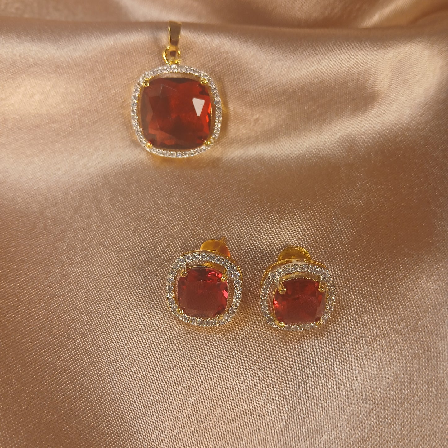 Red Stone & American Diamond Pendant Set