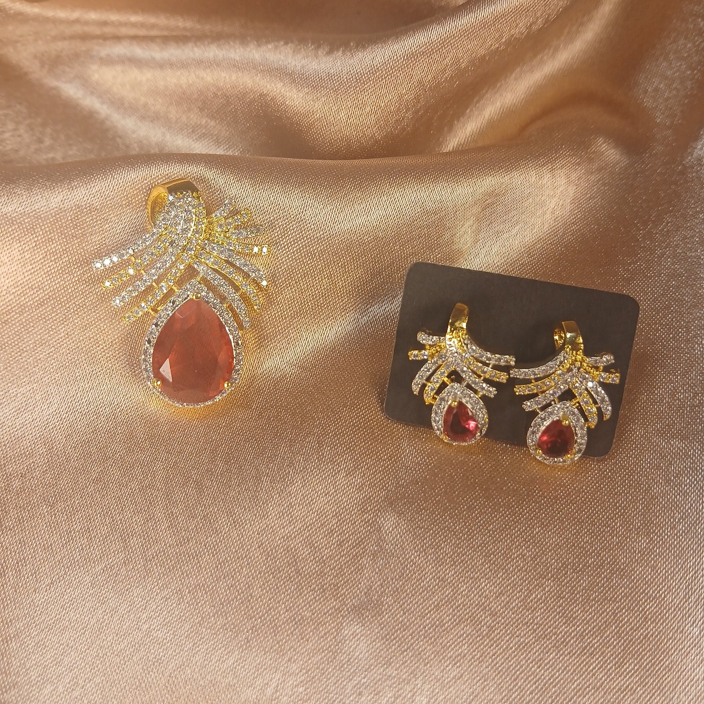Ruby Radiance Pendant Set