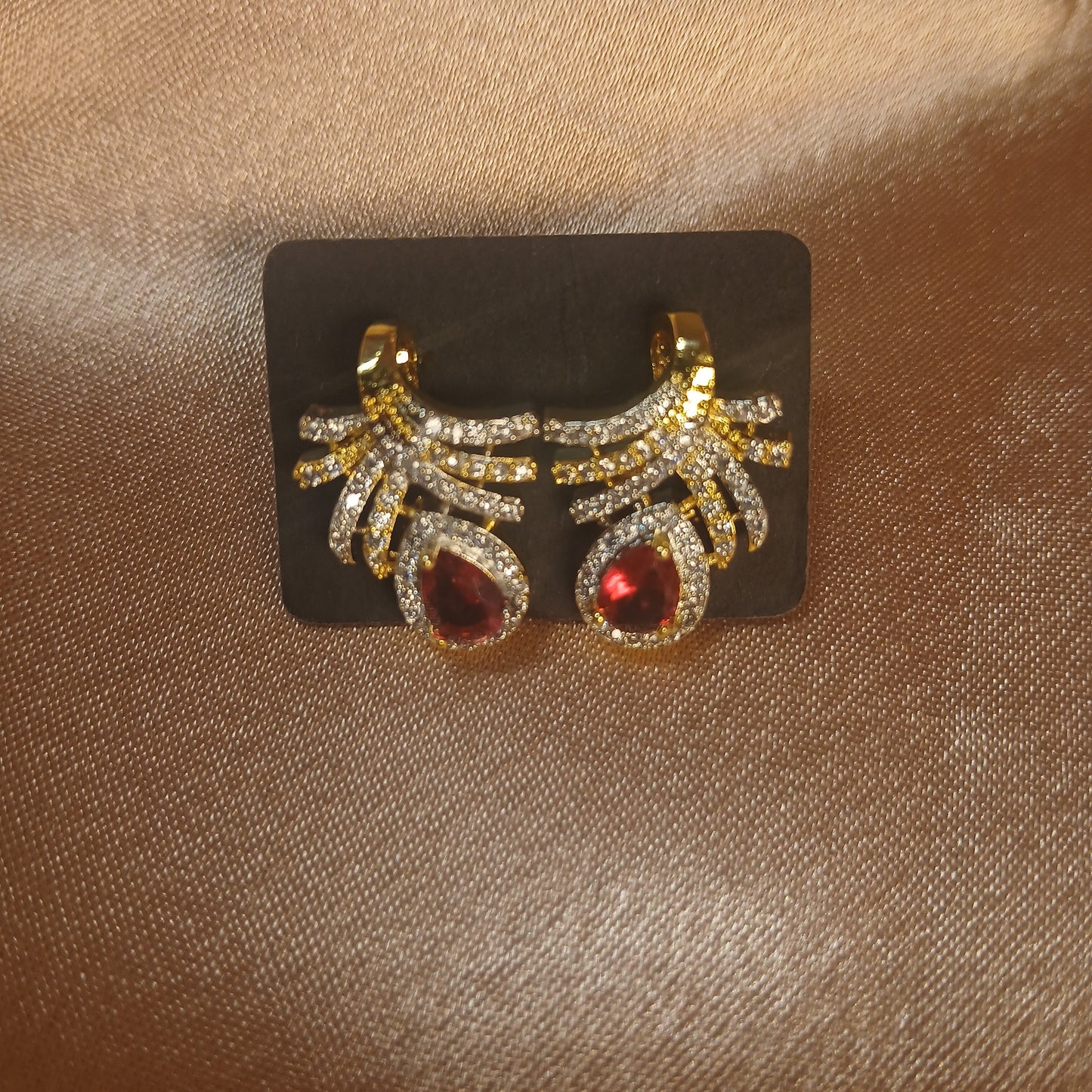 Ruby Radiance Pendant Set