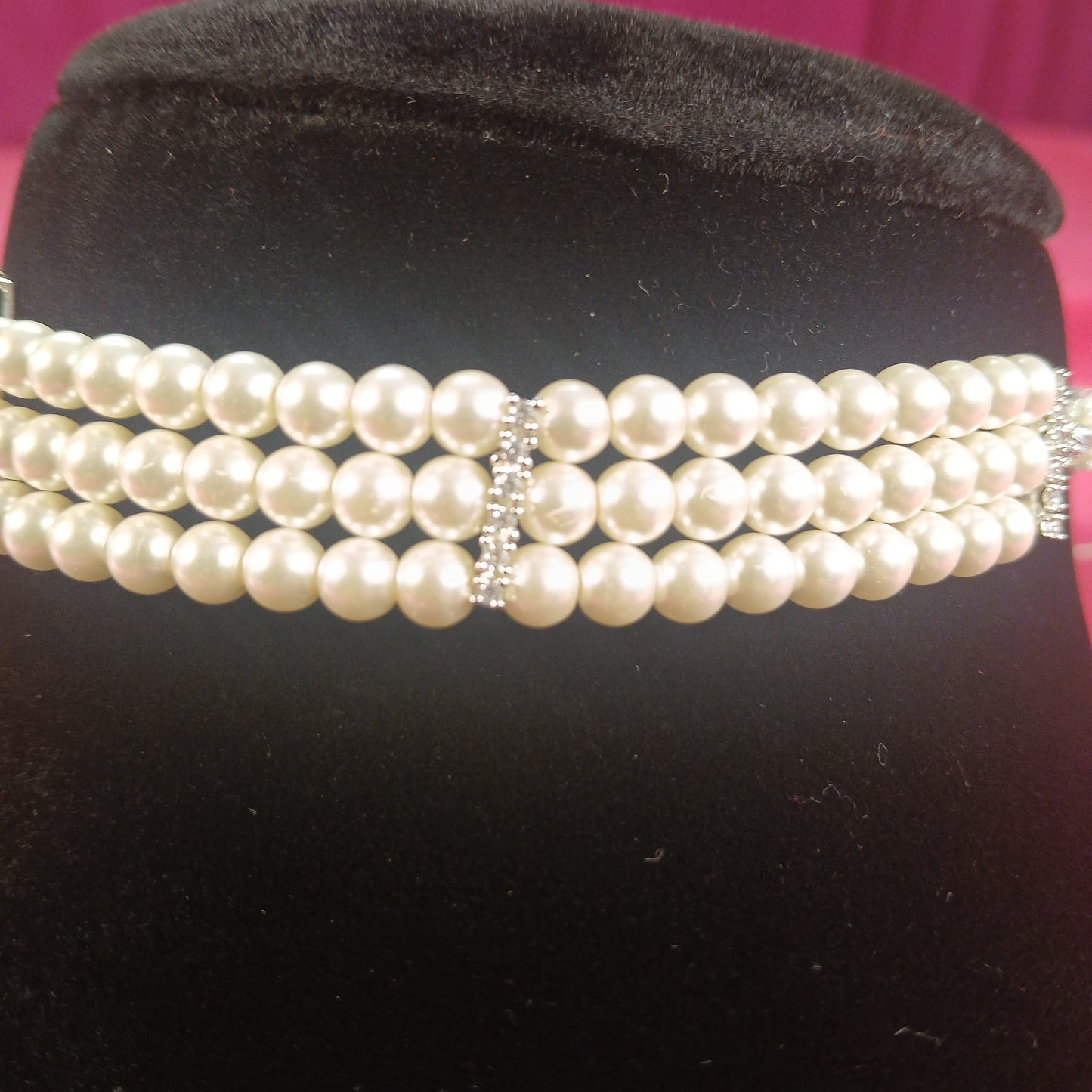 Zareen Pearl Choker