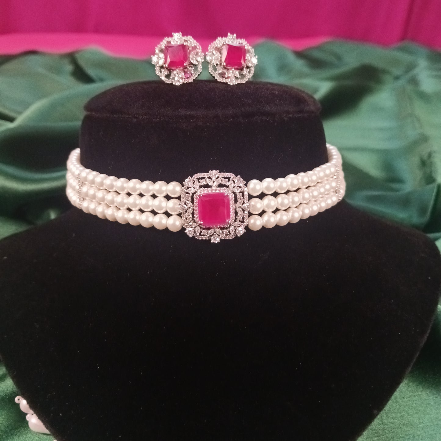 Pearl Whisper Choker
