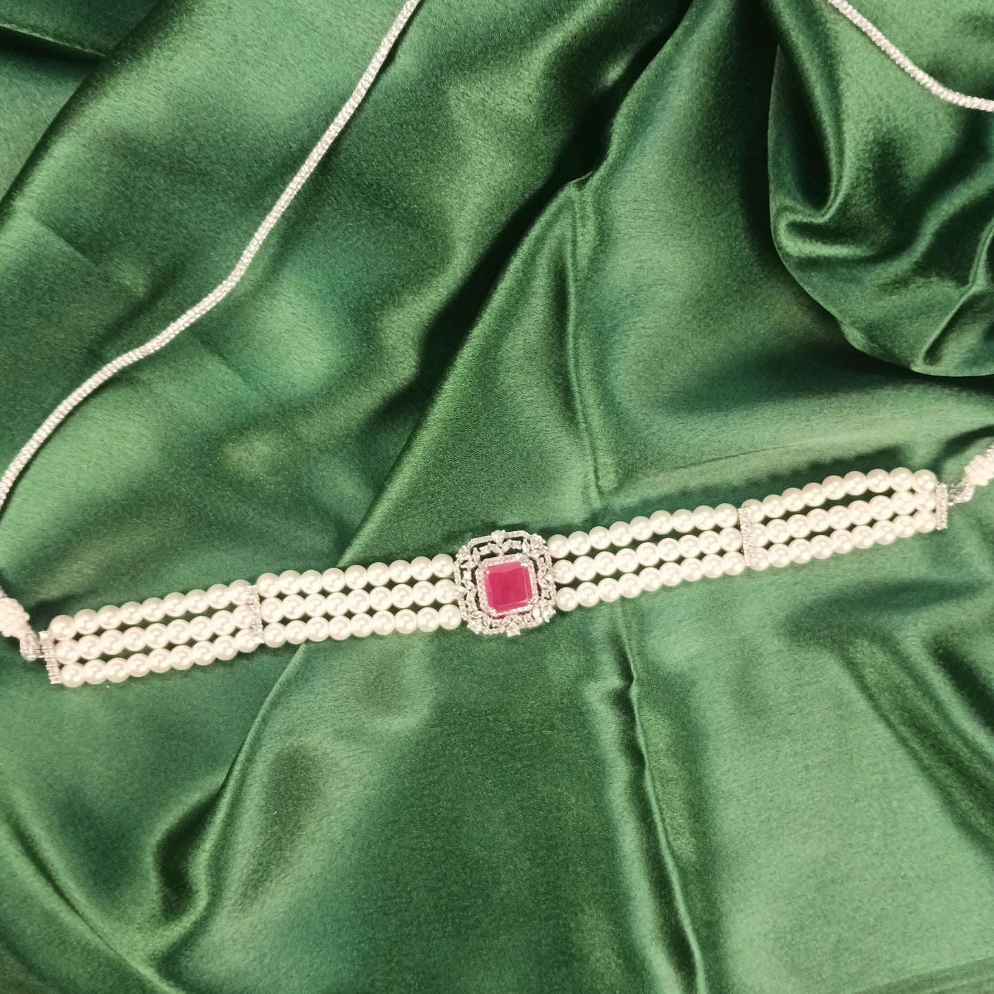 Pearl Whisper Choker