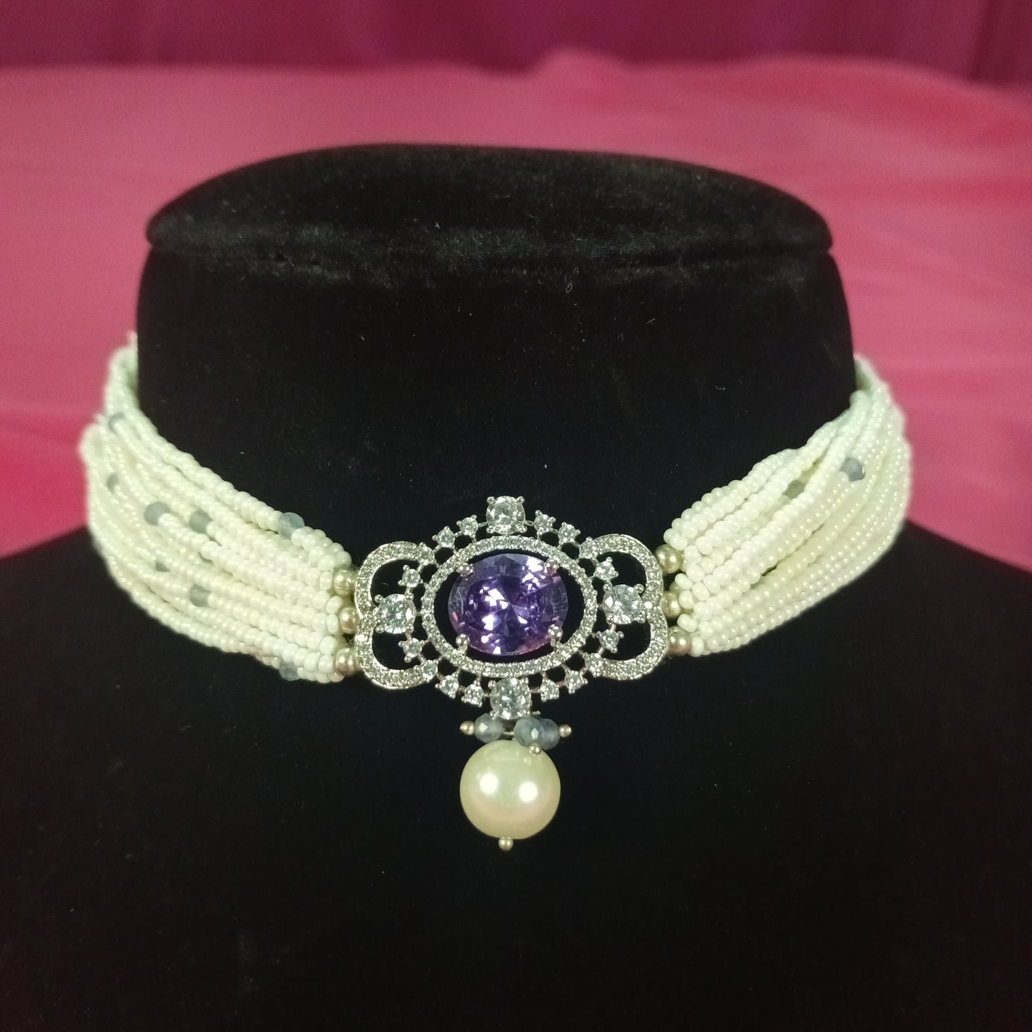 Pearl Aura Choker