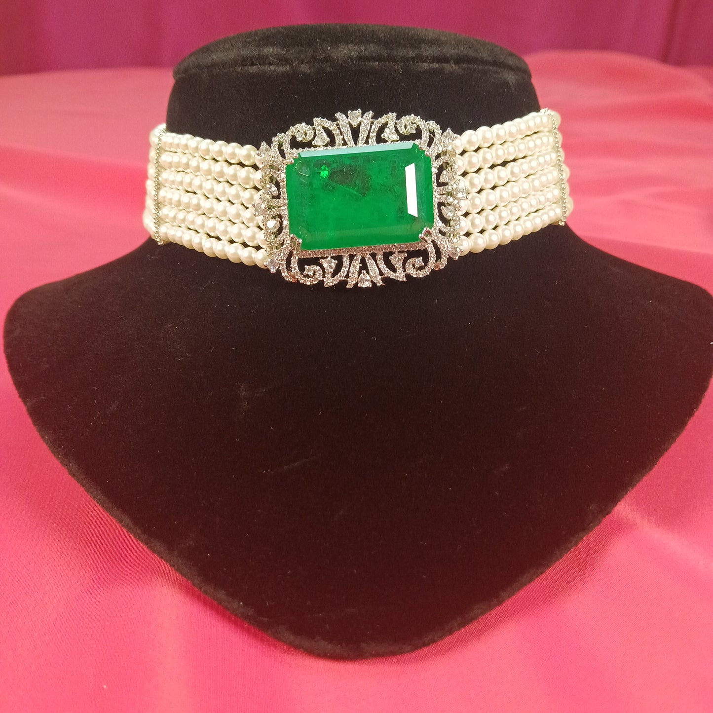 Shehzadi Pearl Choker