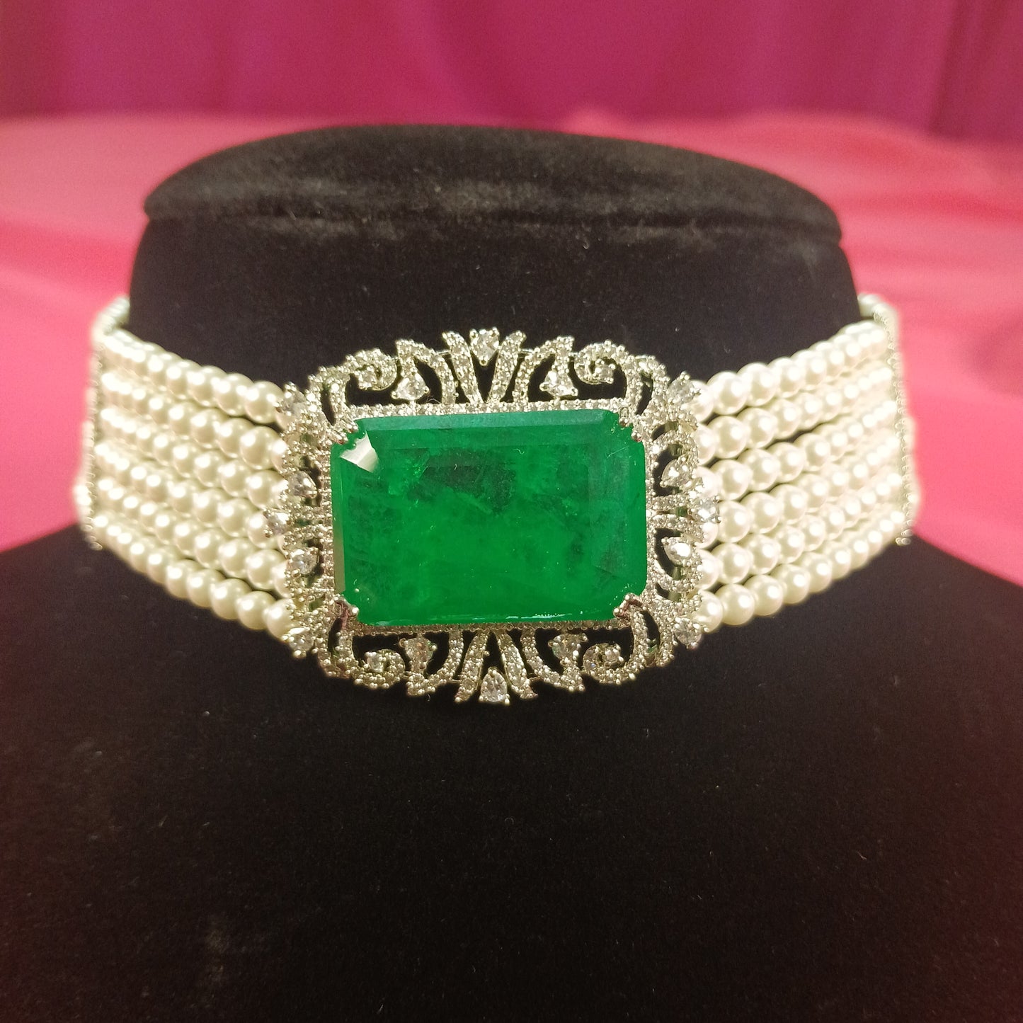Shehzadi Pearl Choker
