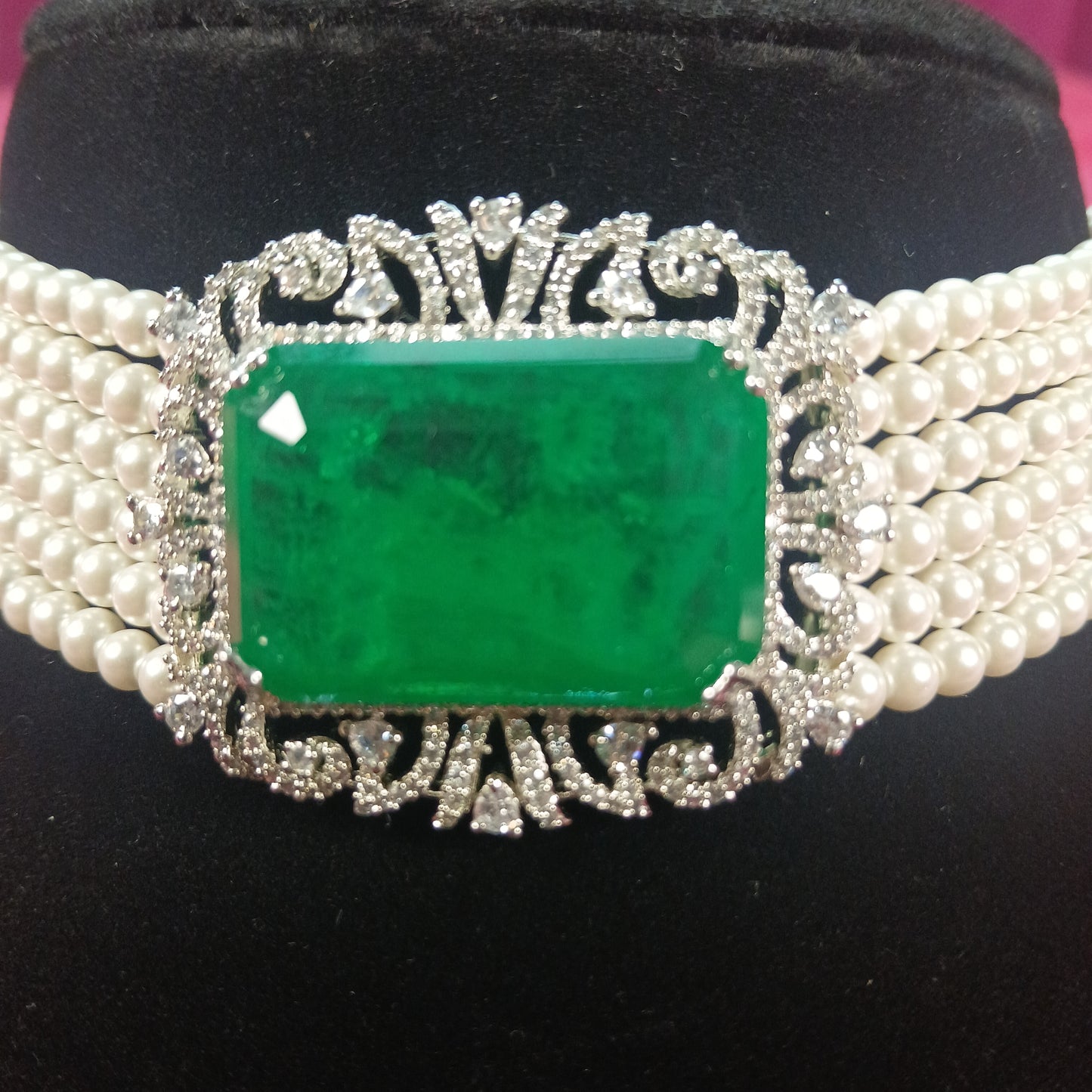 Shehzadi Pearl Choker