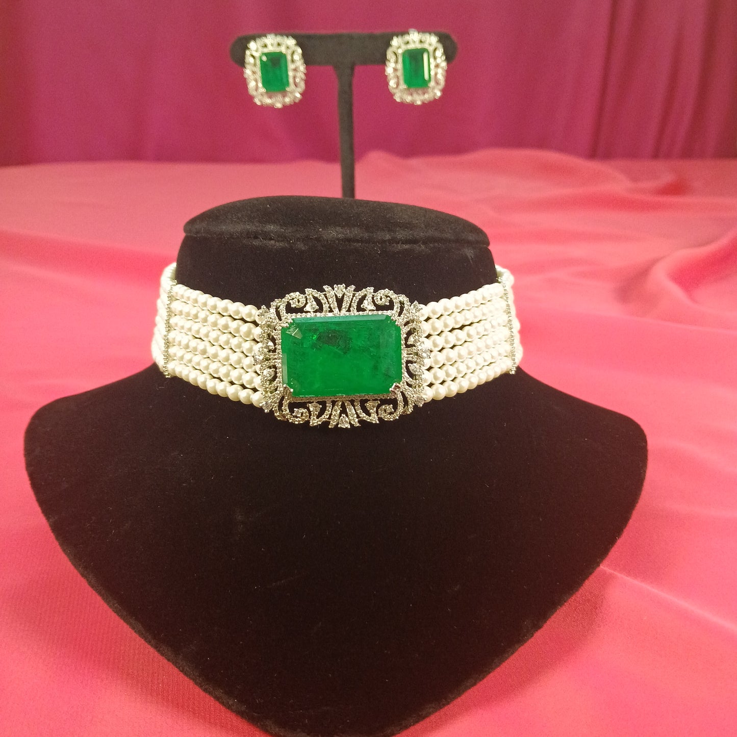 Shehzadi Pearl Choker