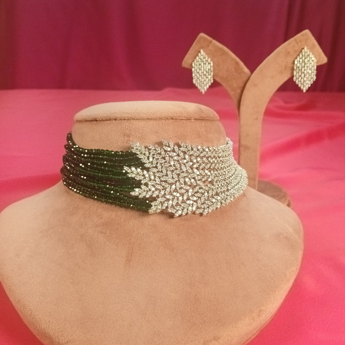 Royal Radiance Choker Set