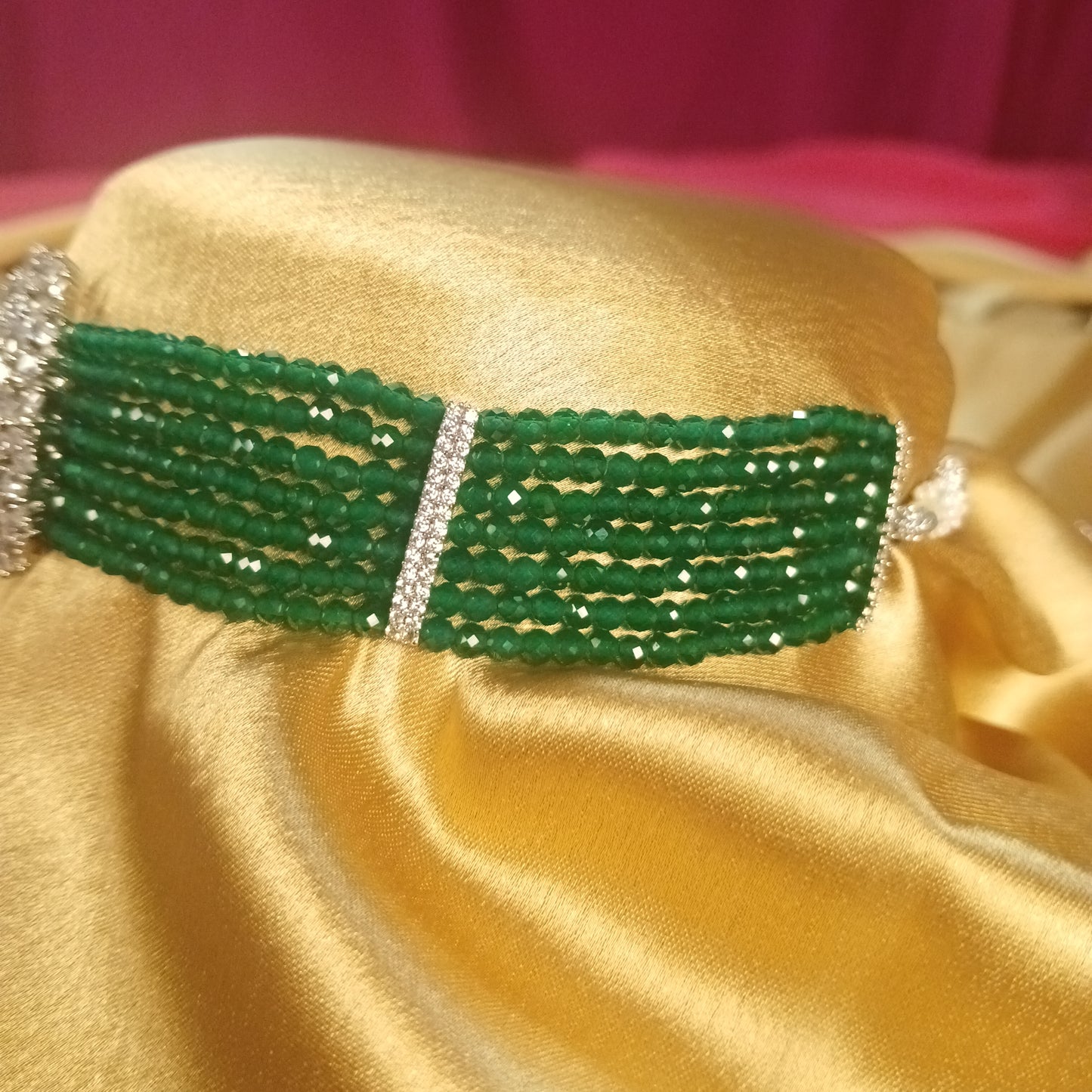 Urban Gleam Choker