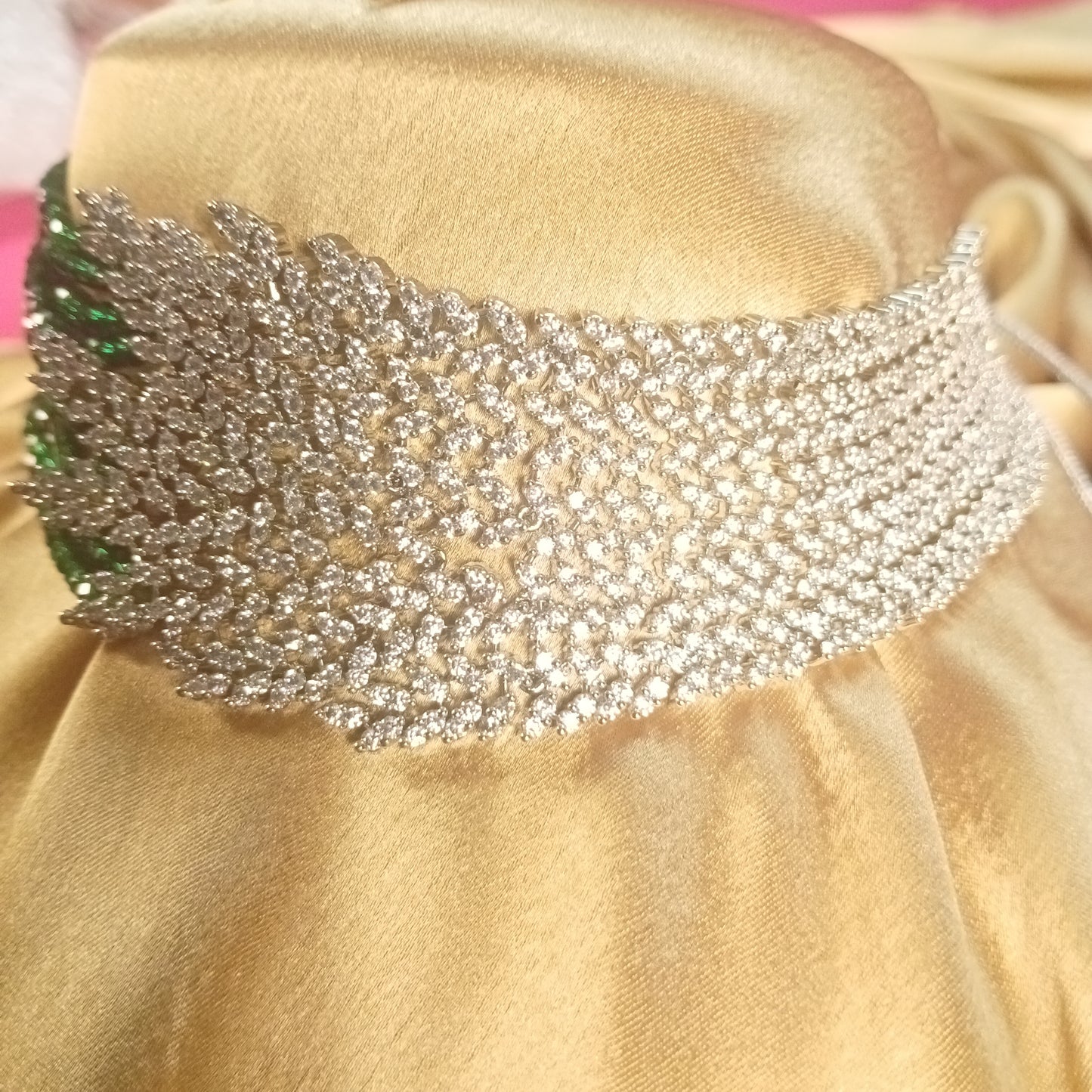 Royal Radiance Choker Set