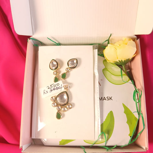 Noor Radiance Pendant Set