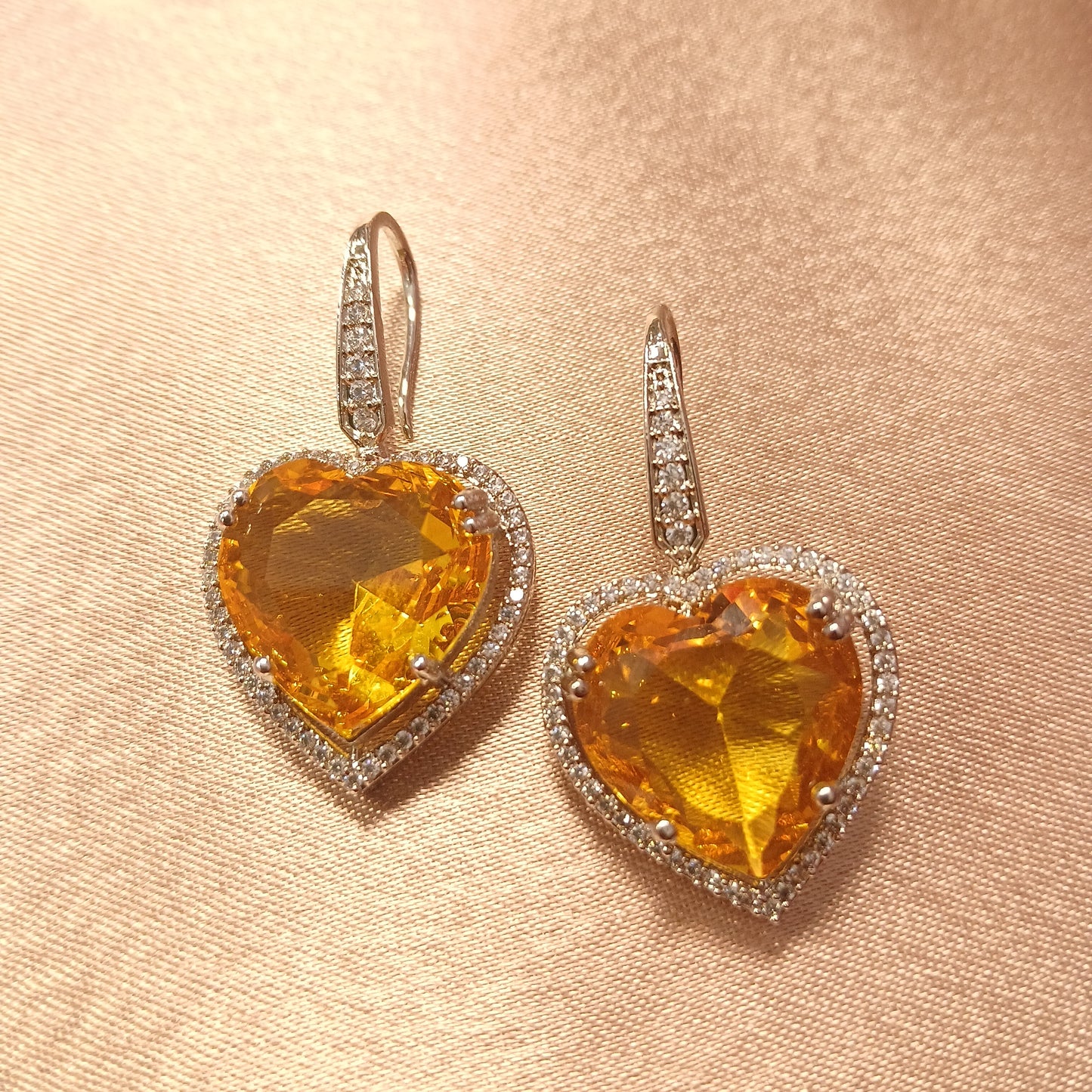 Whisper of the Ocean Pendant set -Yellow