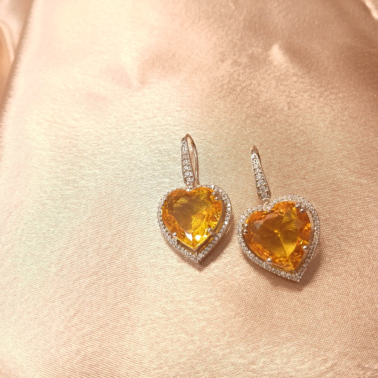 Whisper of the Ocean Pendant set -Yellow