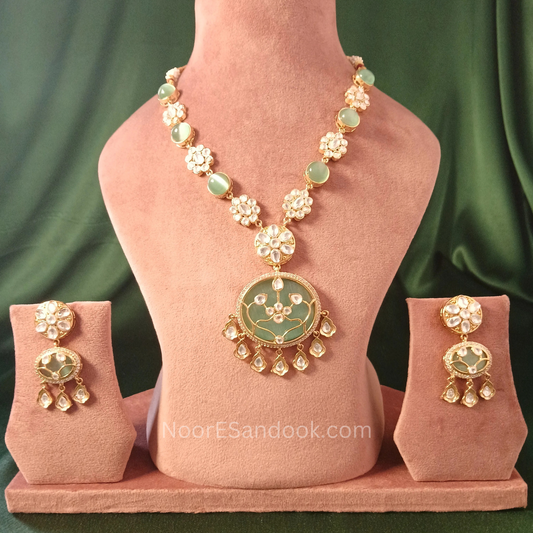 Artistic Stone carving Full Necklace set (Green)