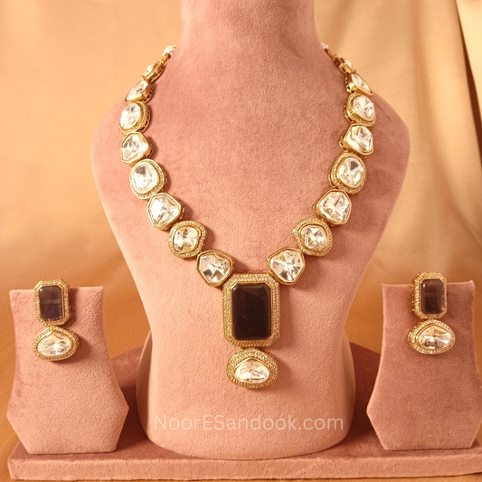 Polki Necklace with long pendant in stone- Lavender