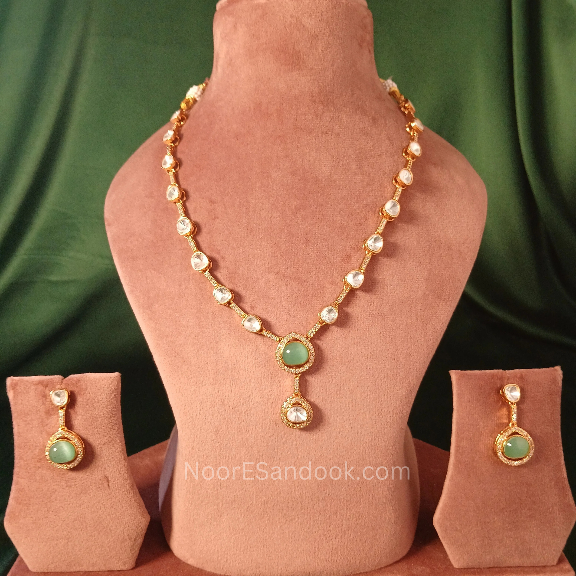 Polki and stone necklace