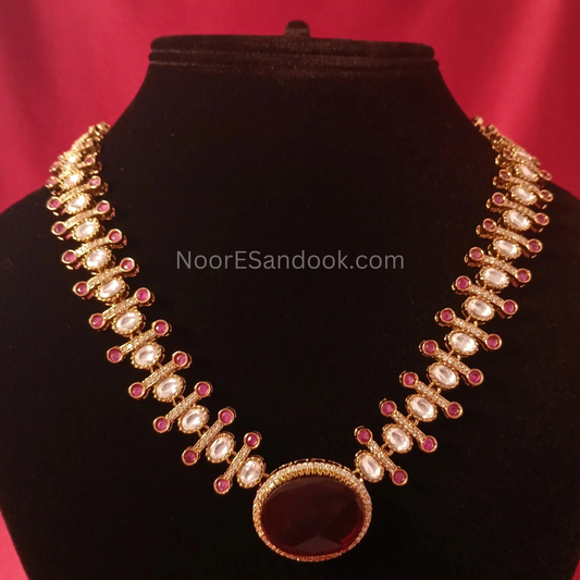 Polki and stone necklace