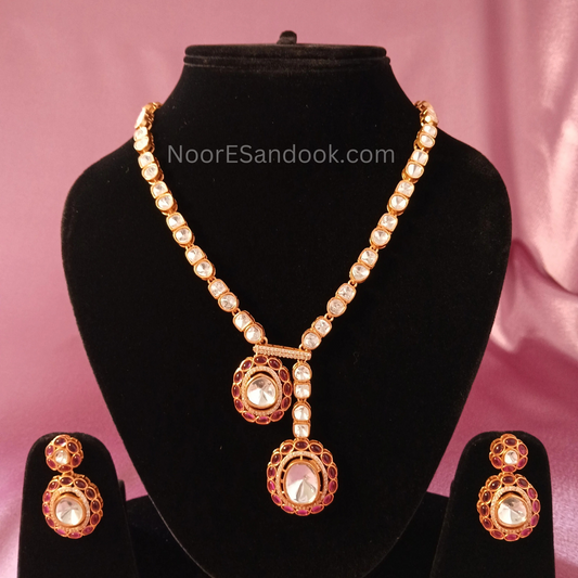 Long and short pendant in Long necklace