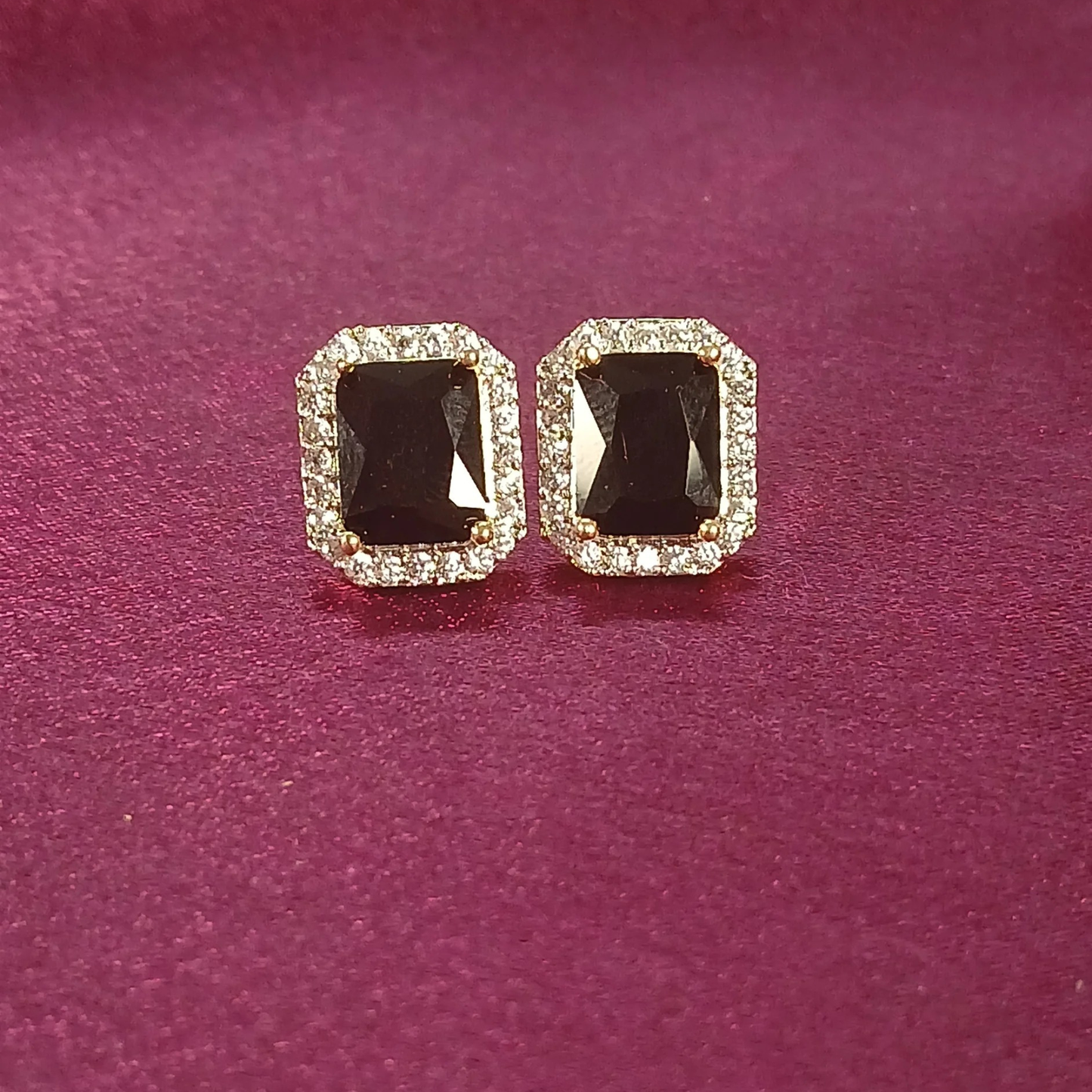 Azure Royale Pendant Set