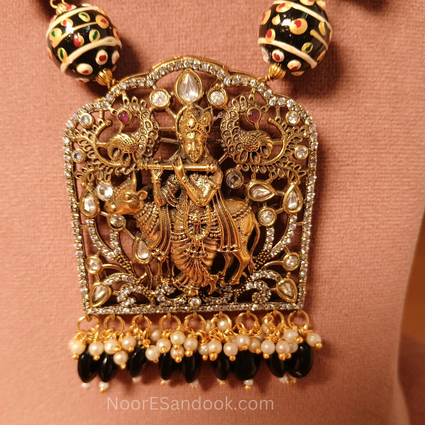 Pavitra Antique Temple Necklace Set - NoorESandook