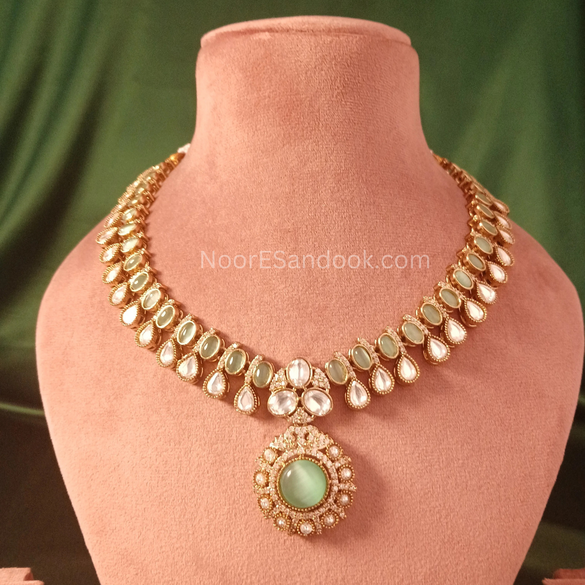 Emerald Green Doublet Stone & Polki Necklace
