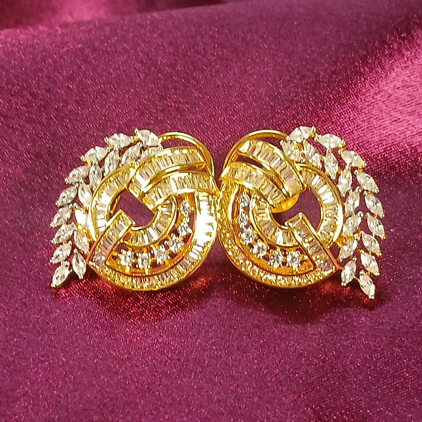 Radiance Signature Pendant Set