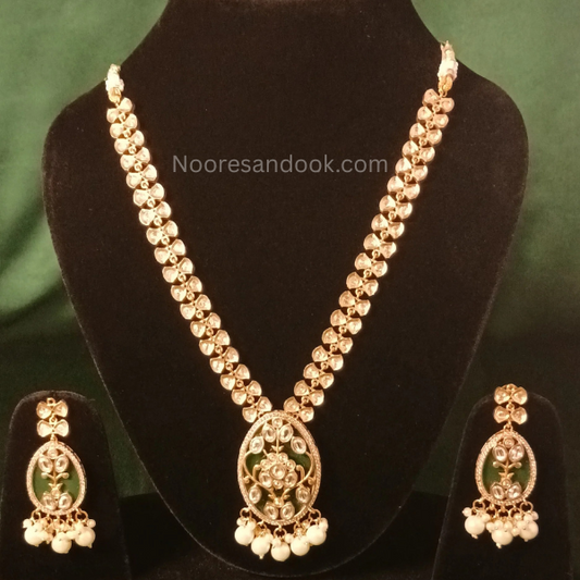 Green Inlay Work Necklace Set