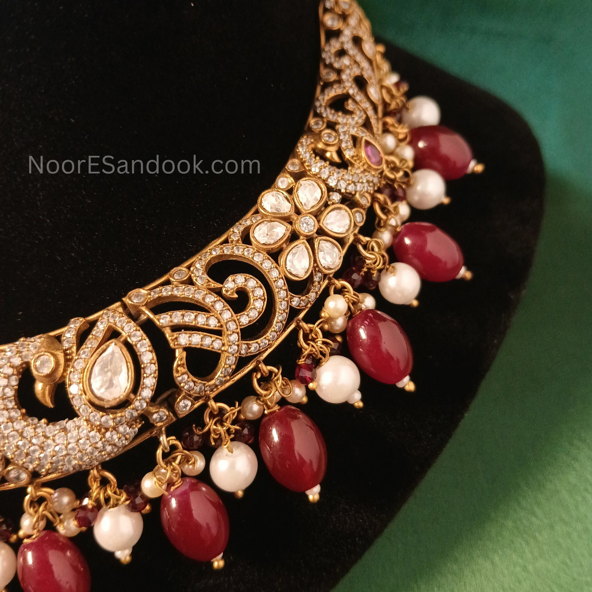 Broad Necklace with Doublet Stone- Bridal Set