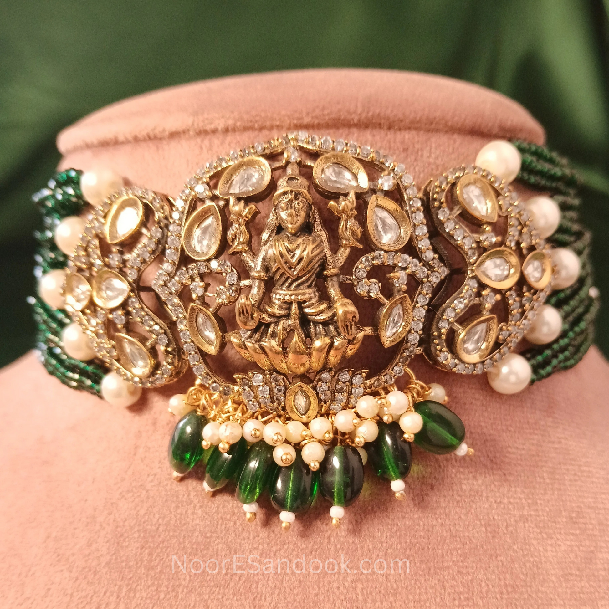 Antique Temple Choker- Green