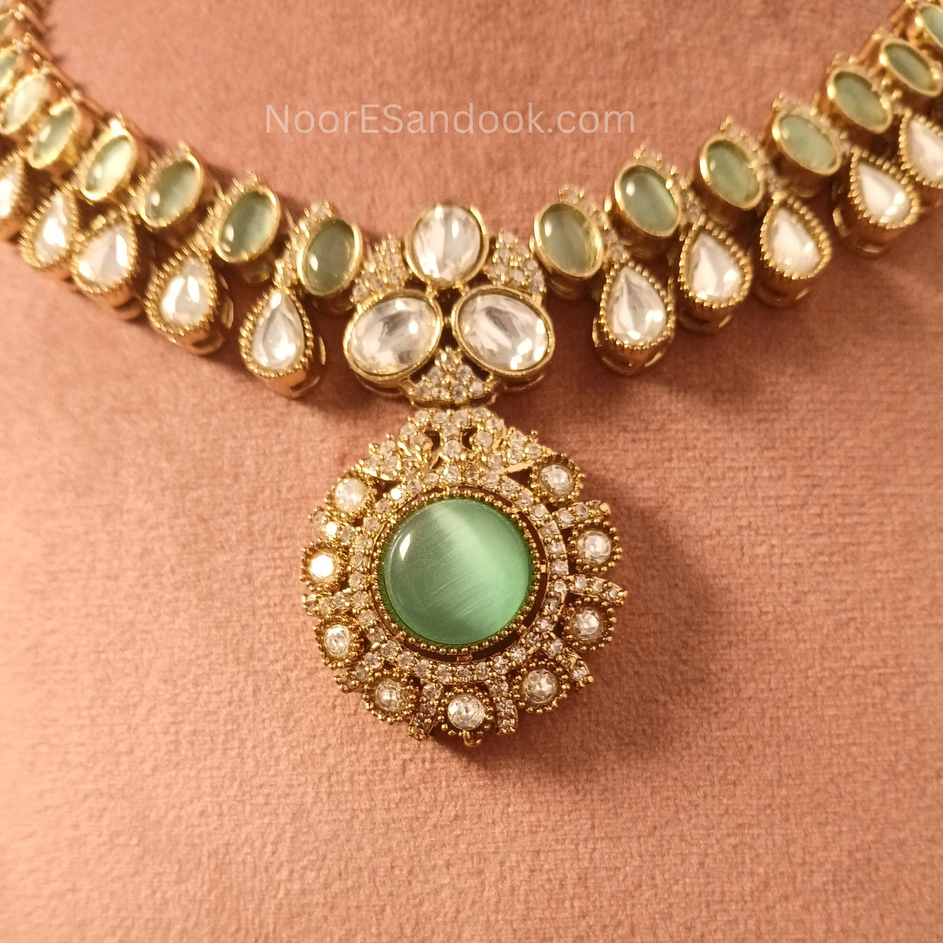 Emerald Green Doublet Stone & Polki Necklace