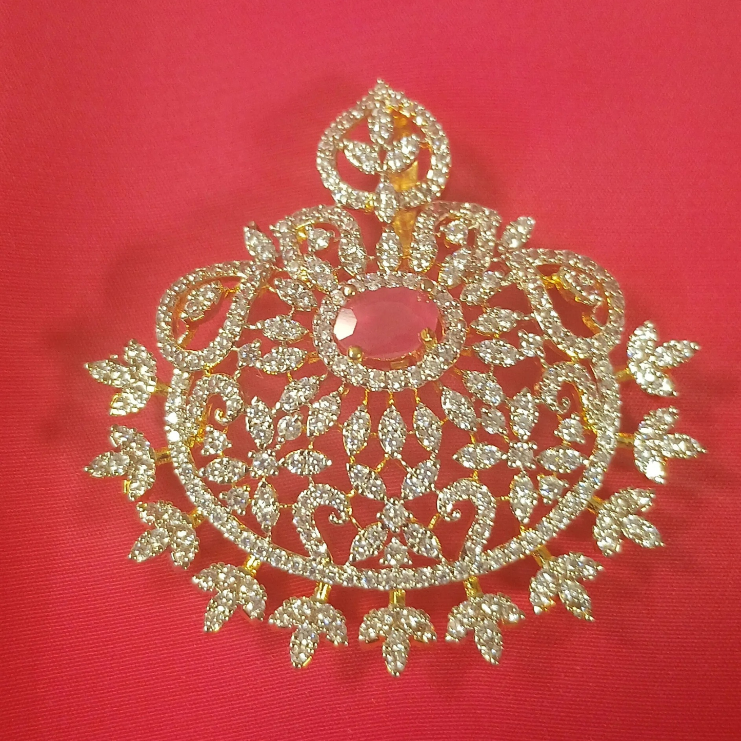 Soft Radiance Pendant Set