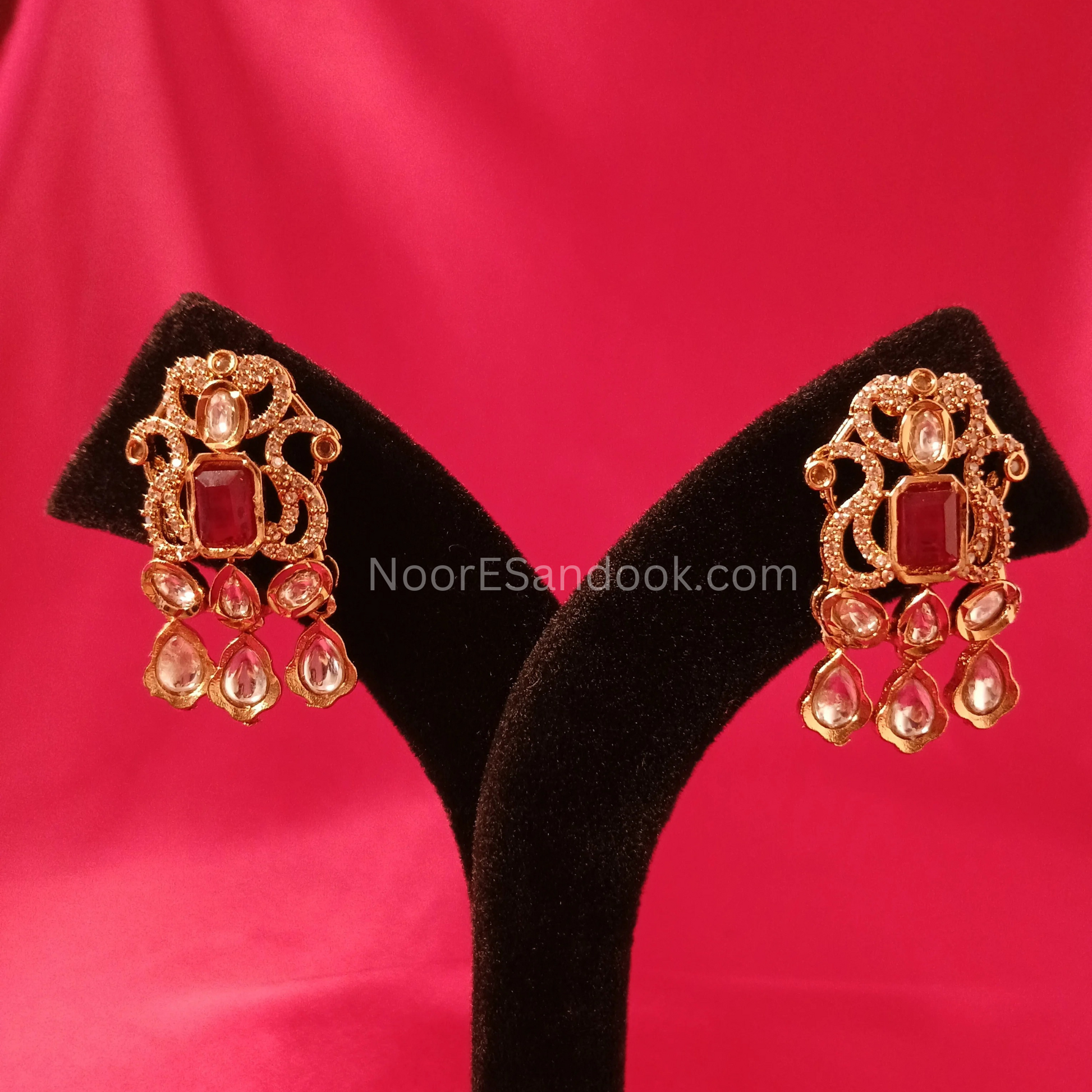 Indian Pendant Big with Haslee -Red
