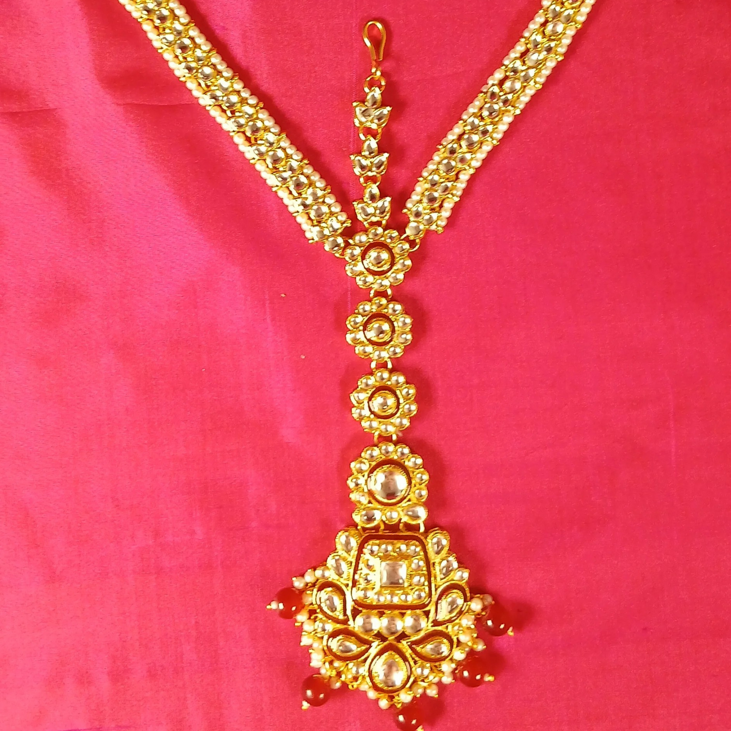 Red Kundan bridal set- With Maang Tika & Haath Phool