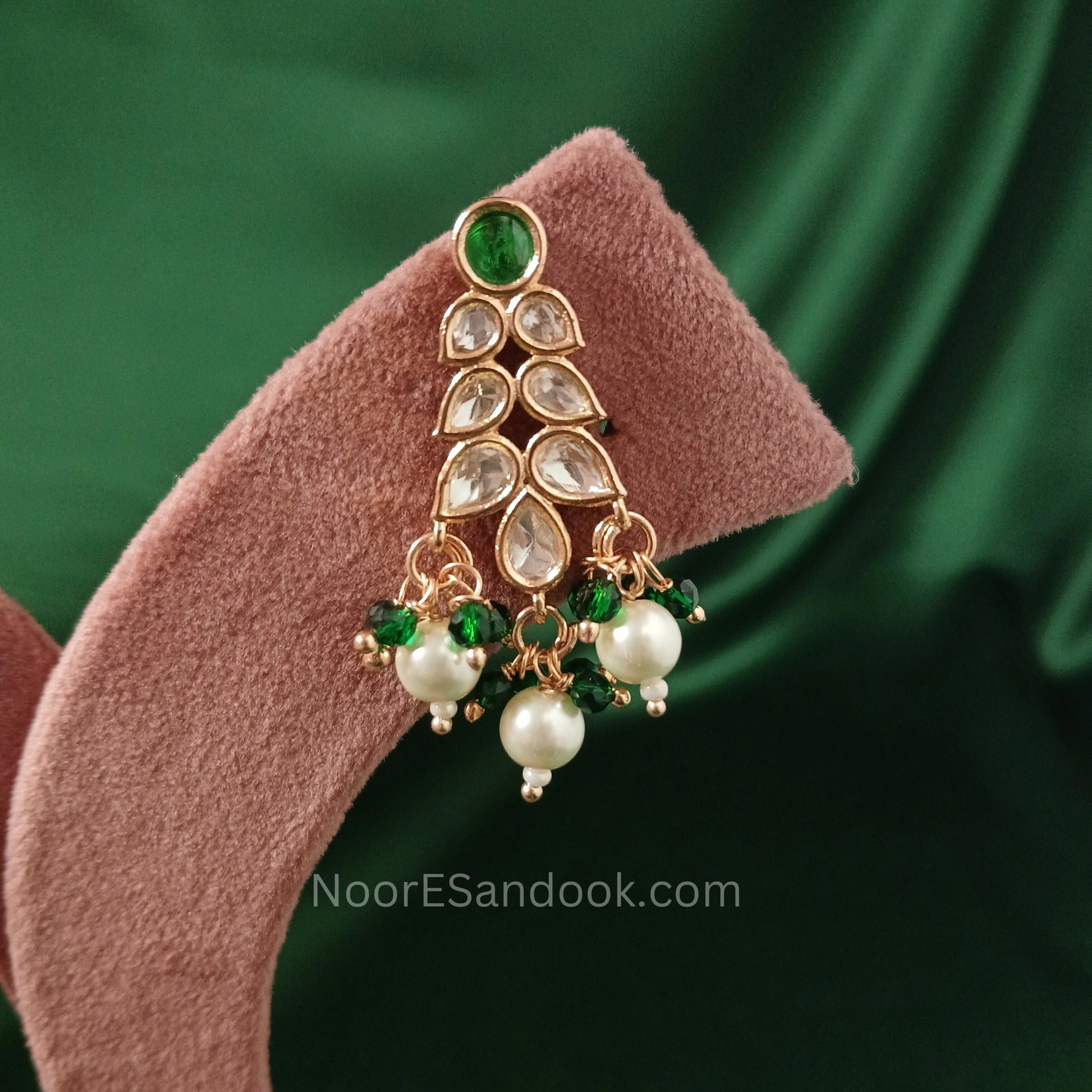 Kundan Pendant Set
