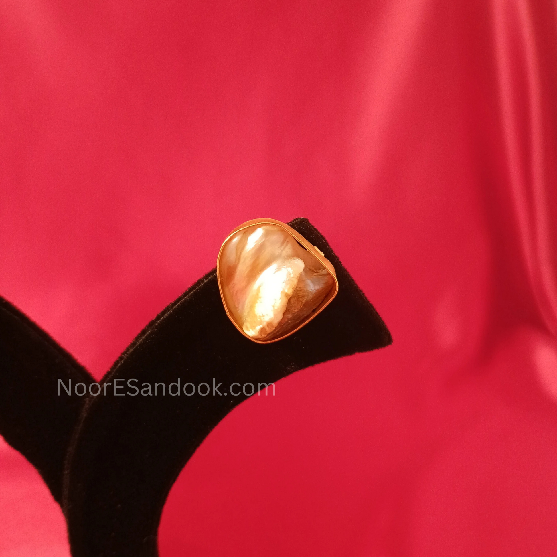 Tarangini MOP Necklace Set - NoorESandook