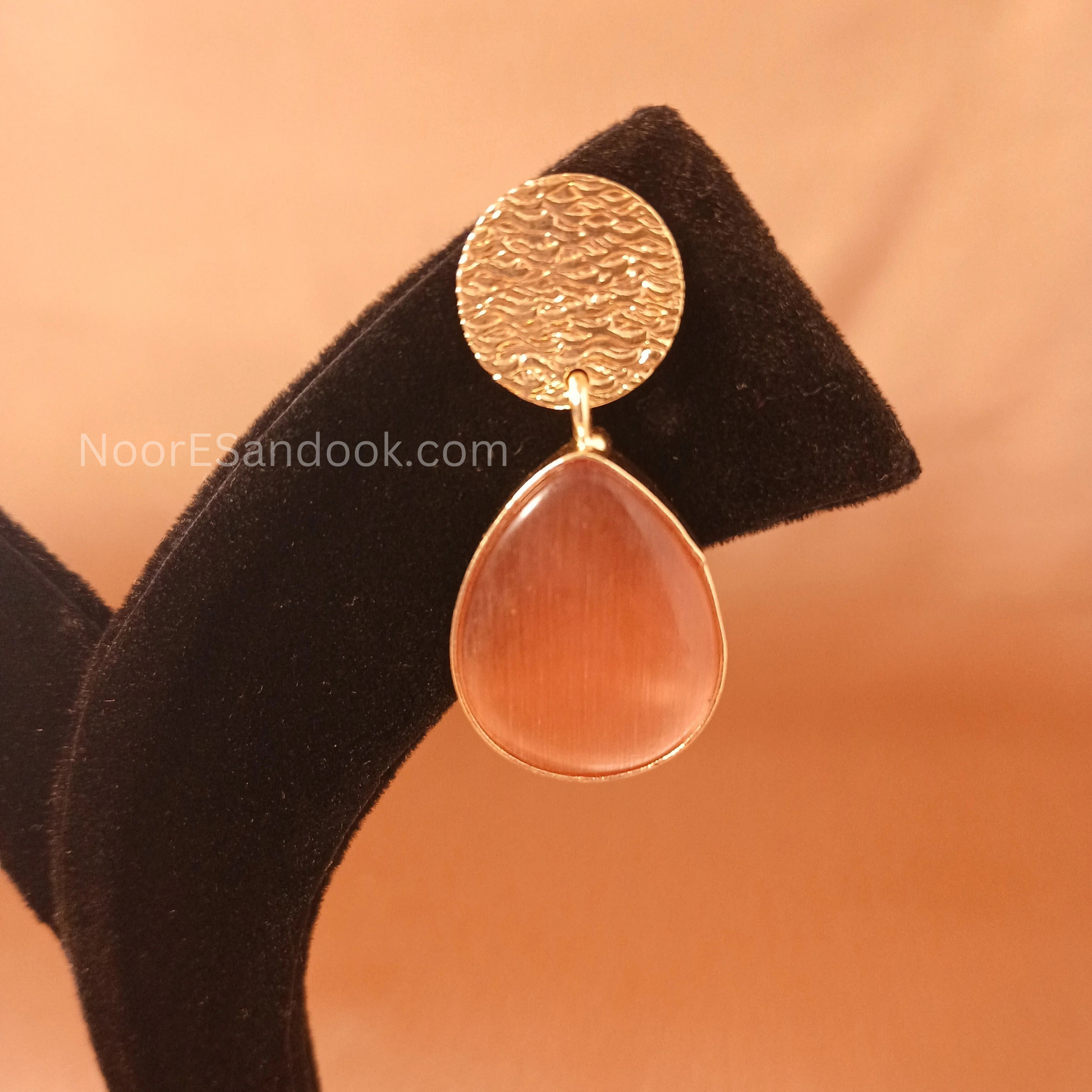 Long stone pendant with simple chain-Orange