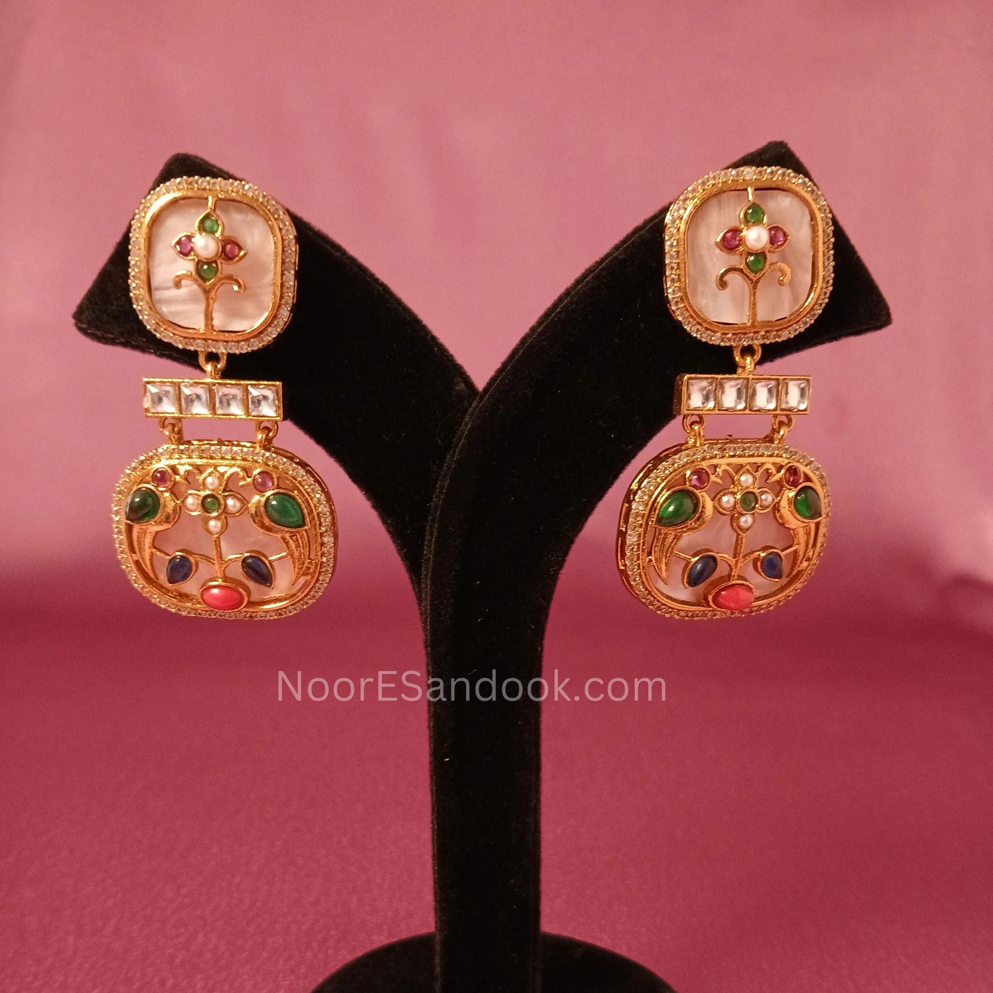 Artistic Stone carving Choker set (pink)